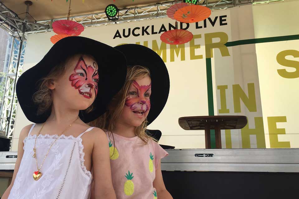 Auckland Zoo brings bug experts to Summer in the Square 